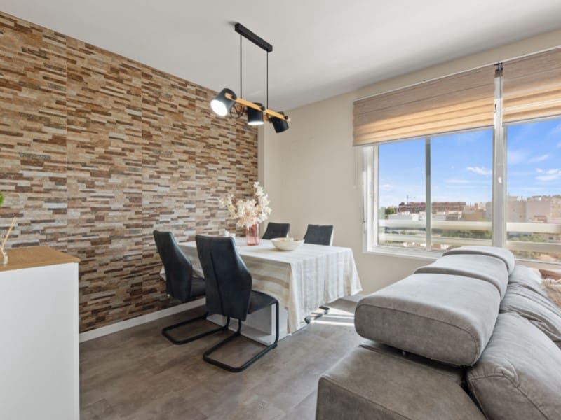 3 bedroom Penthouse for sale in El Campello with garage - € 329,900 (Ref: 10171229)