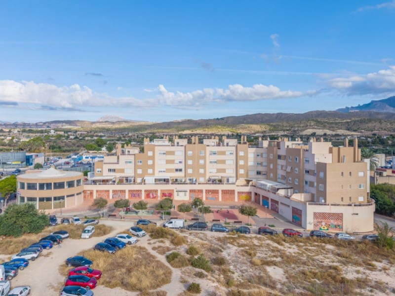 3 bedroom Penthouse for sale in El Campello with garage - € 329,900 (Ref: 10171229)