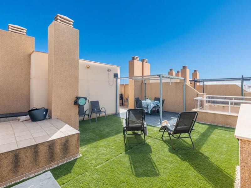 3 bedroom Penthouse for sale in El Campello with garage - € 329,900 (Ref: 10171229)