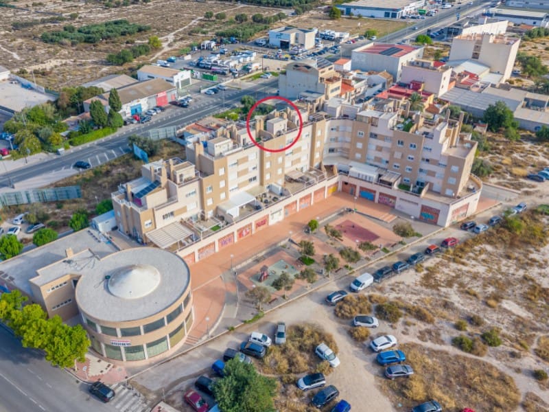 3 bedroom Penthouse for sale in El Campello with garage - € 329,900 (Ref: 10171229)