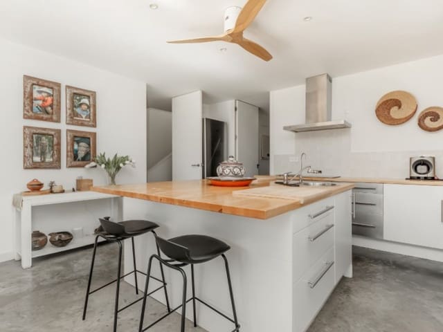 4 sypialnia Willa na sprzedaż w Busot z basenem garażem - 1 090 000 € (Ref: 10180431)