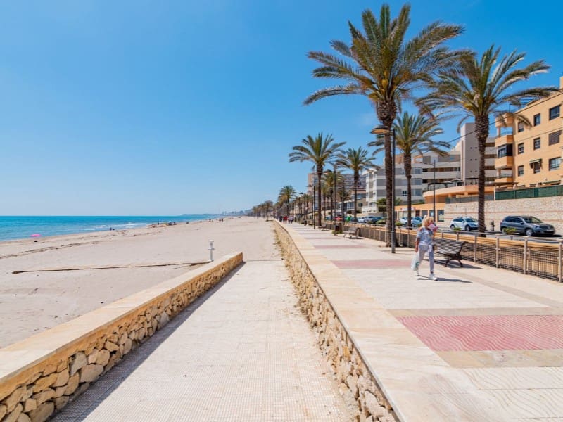 Byggetomt til salgs i El Campello - € 210 000 (Ref: 7674585)