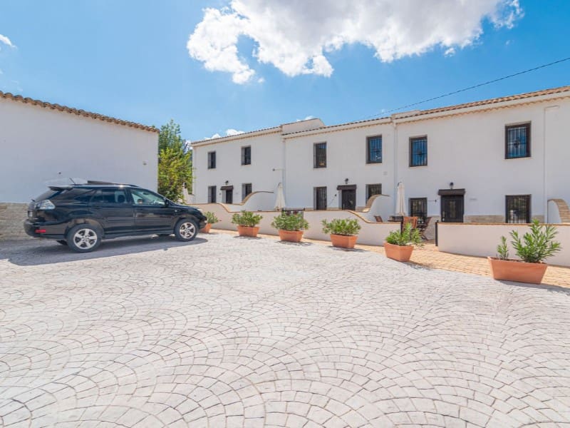 Finca/Country House for sale in La Romana - € 995,000 (Ref: 7844524)