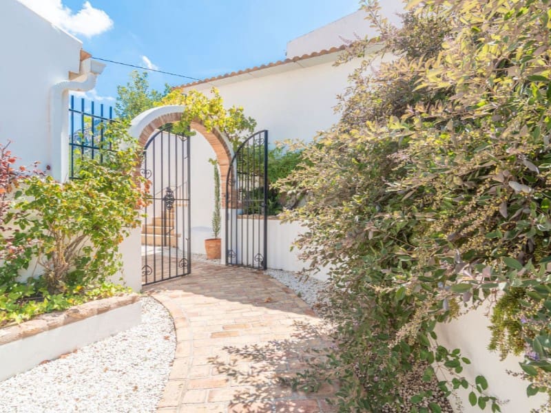 Finca/Country House for sale in La Romana - € 995,000 (Ref: 7844524)