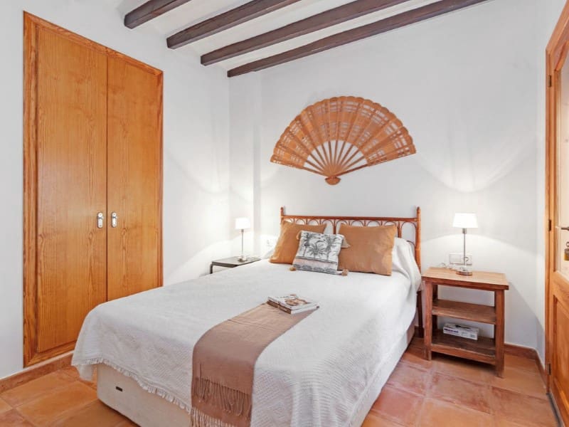 Casa de 5 habitaciones en Relleu en venta - 195.000 € (Ref: 8007216)