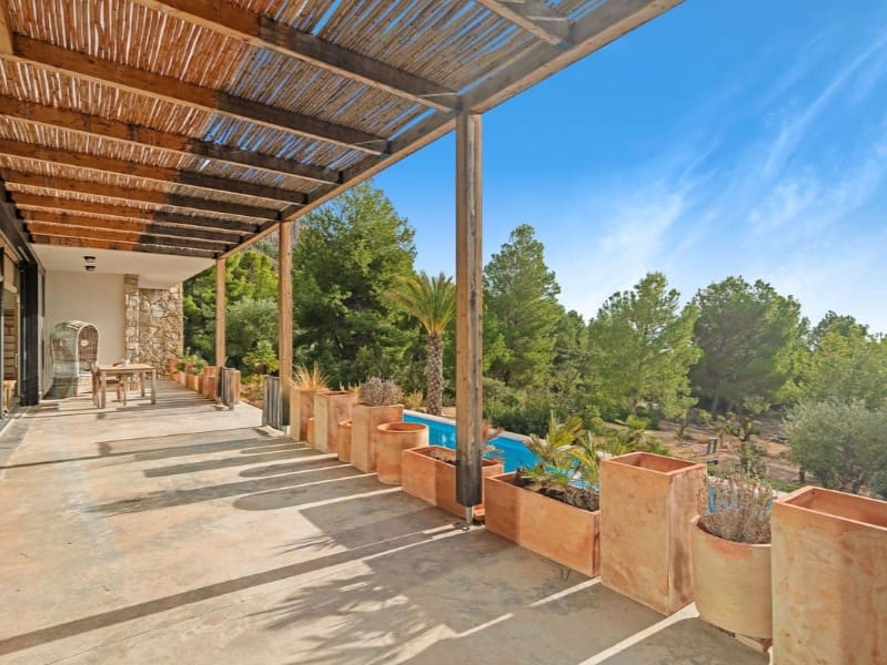 4 soveværelse Villa til salg i Busot med swimmingpool - € 995.000 (Ref: 8026521)