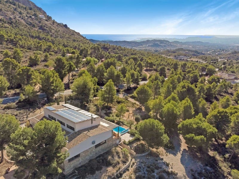 4 soveværelse Villa til salg i Busot med swimmingpool - € 995.000 (Ref: 8026521)