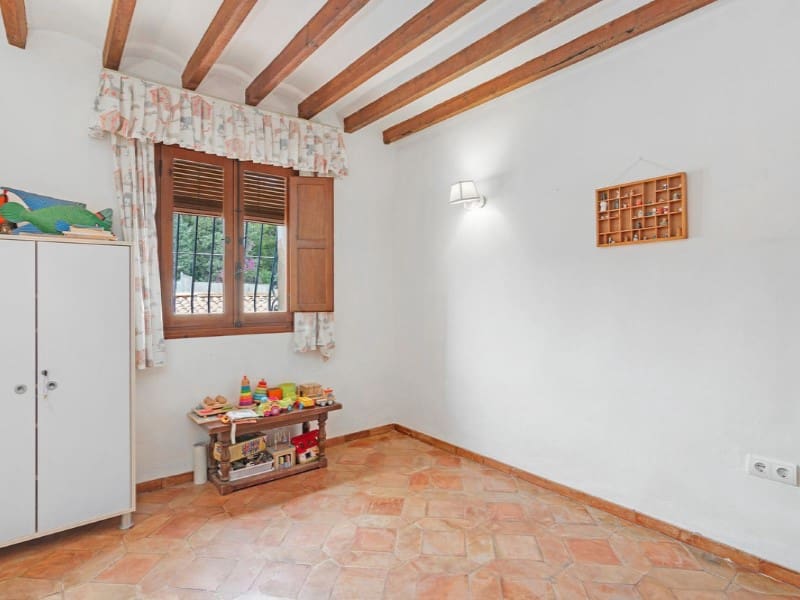 10 bedroom Villa for sale in Muchamiel / Mutxamel - € 750,000 (Ref: 8060403)