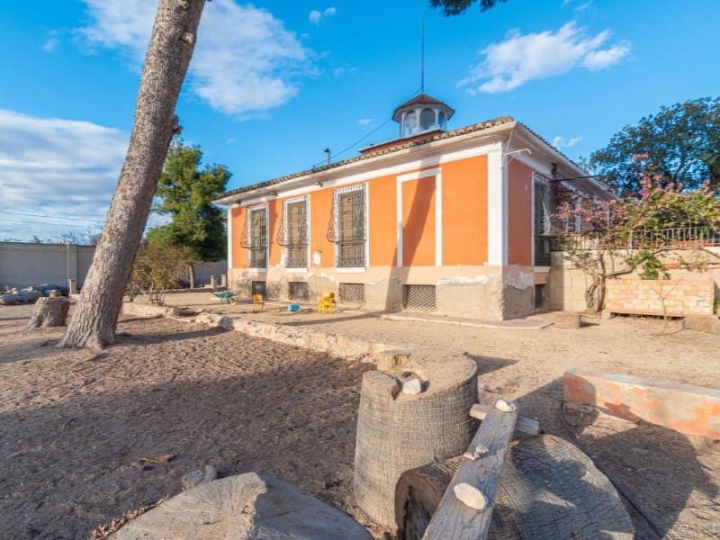 10 bedroom Villa for sale in Muchamiel / Mutxamel - € 750,000 (Ref: 8060403)