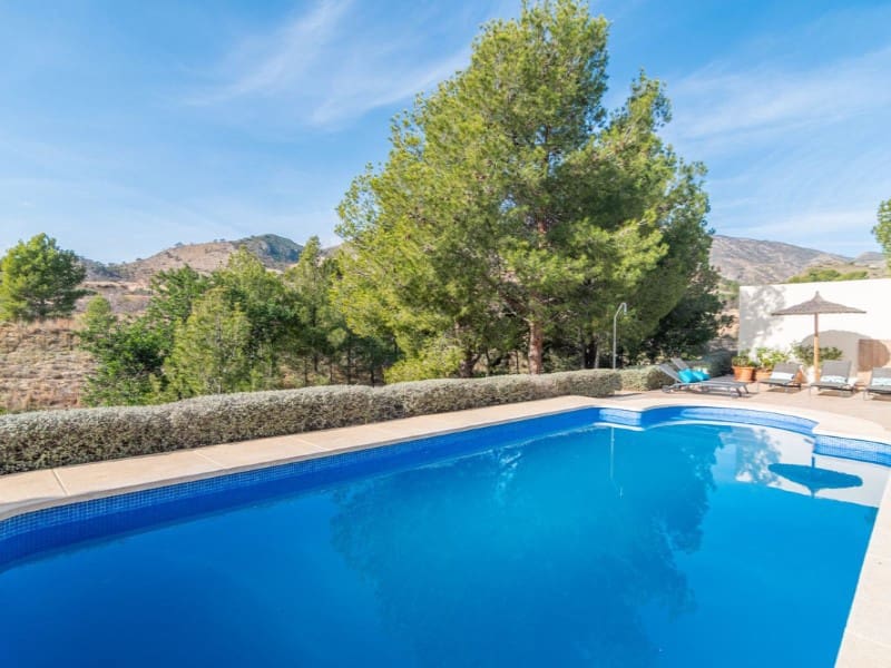 6 soveværelse Villa til salg i Aguas de Busot / Aigues med swimmingpool - € 629.000 (Ref: 8103082)