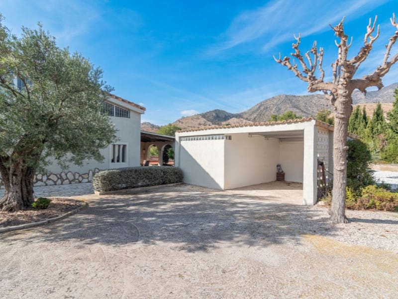 6 soveværelse Villa til salg i Aguas de Busot / Aigues med swimmingpool - € 629.000 (Ref: 8103082)