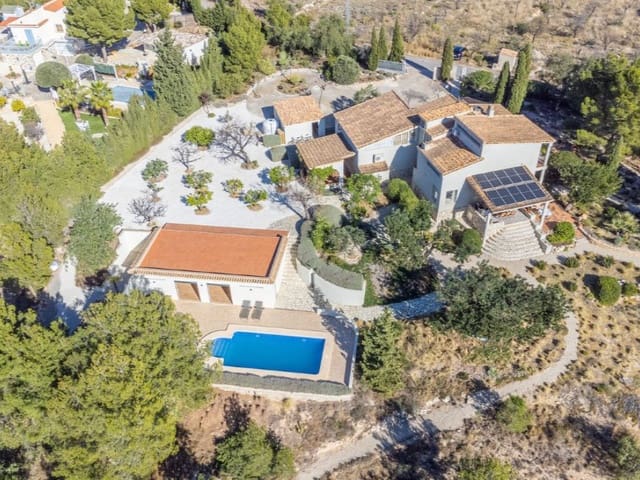 6 soveværelse Villa til salg i Aguas de Busot / Aigües med swimmingpool - € 629.000 (Ref: 8103082)