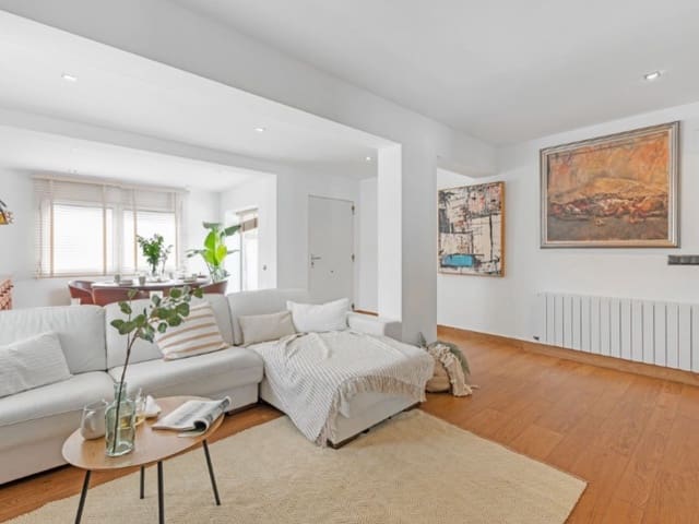 3 bedroom Villa for sale in Playa de Muchavista, El Campello with pool - € 695,000 (Ref: 8119285)