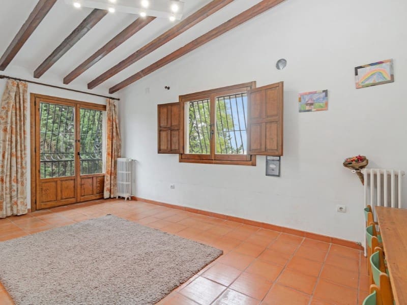 Kommersiell til salgs i Muchamiel / Mutxamel - € 750 000 (Ref: 8217224)