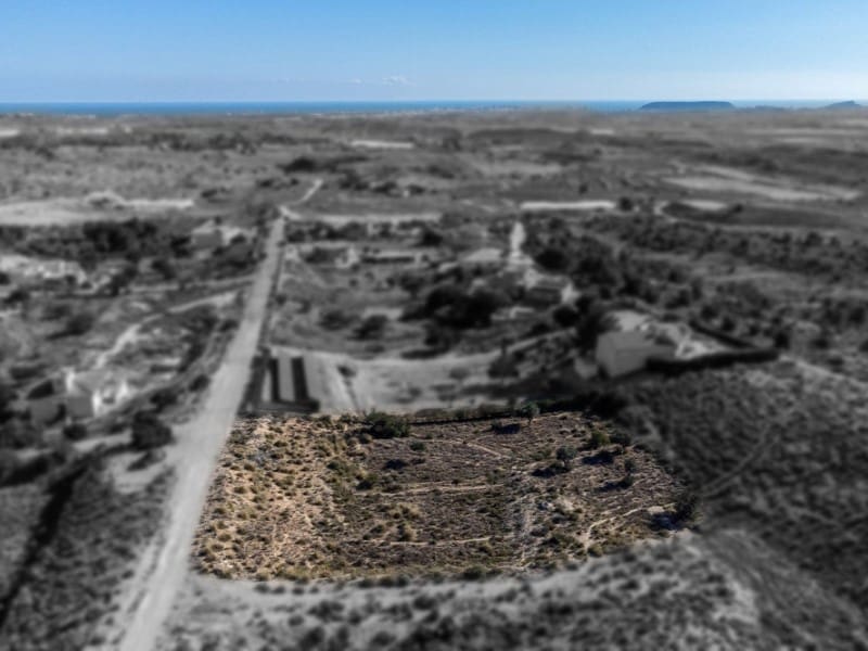 Byggegrund til salg i Alicante by - € 89.000 (Ref: 8332304)