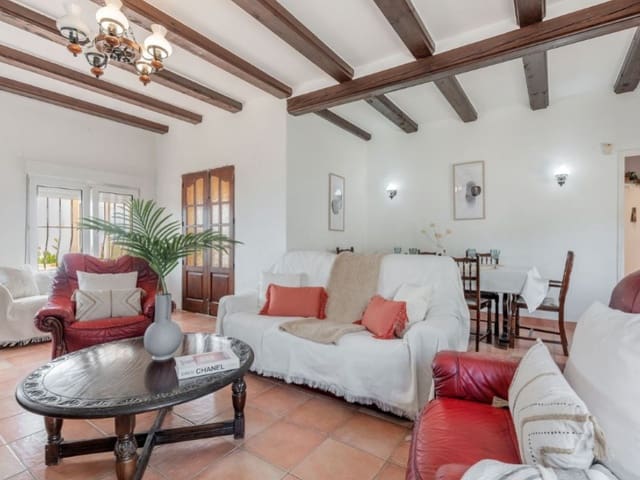 5 soveværelse Villa til salg i Venta Lanuza, El Campello med swimmingpool garage - € 750.000 (Ref: 8399722)