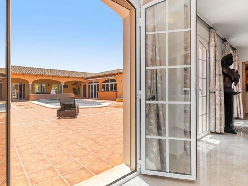 5 chambre Villa/Maison à vendre à Busot avec piscine garage - 1 100 000 € (Ref: 8433884)