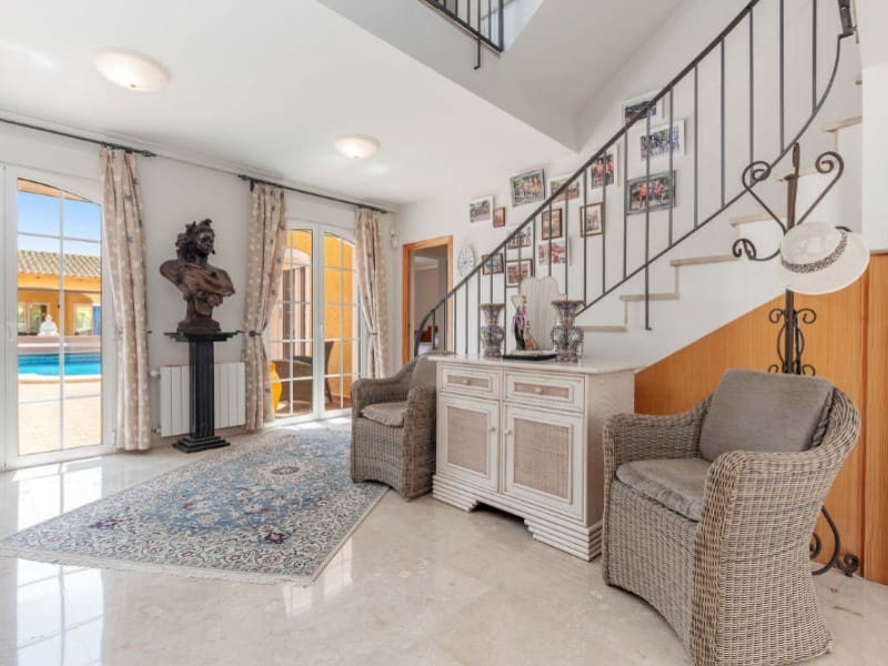 5 chambre Villa/Maison à vendre à Busot avec piscine garage - 1 100 000 € (Ref: 8433884)