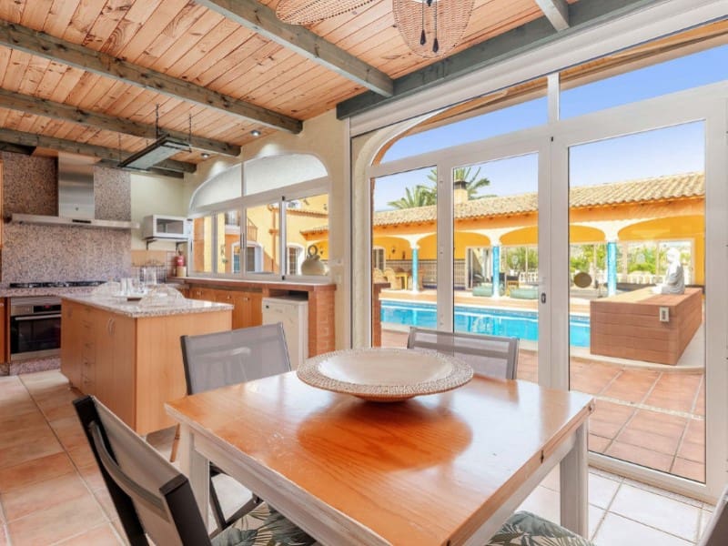 5 chambre Villa/Maison à vendre à Busot avec piscine garage - 1 100 000 € (Ref: 8433884)