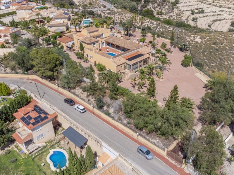 5 chambre Villa/Maison à vendre à Busot avec piscine garage - 1 100 000 € (Ref: 8433884)