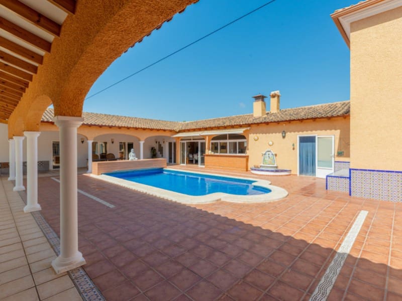 5 chambre Villa/Maison à vendre à Busot avec piscine garage - 1 100 000 € (Ref: 8433884)