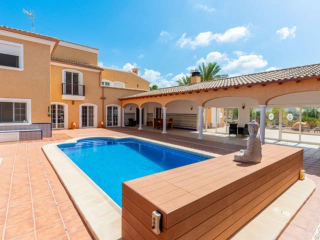 5 soverom Villa til salgs i Busot med svømmebasseng garasje - € 1 100 000 (Ref: 8433884)