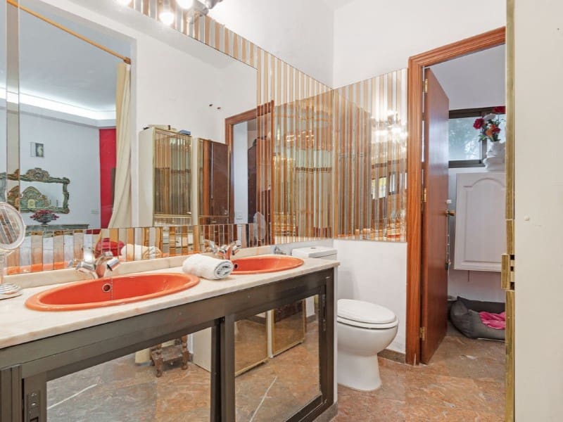 5 quarto Moradia para venda em El Campello com piscina - 1 300 000 € (Ref: 8457617)