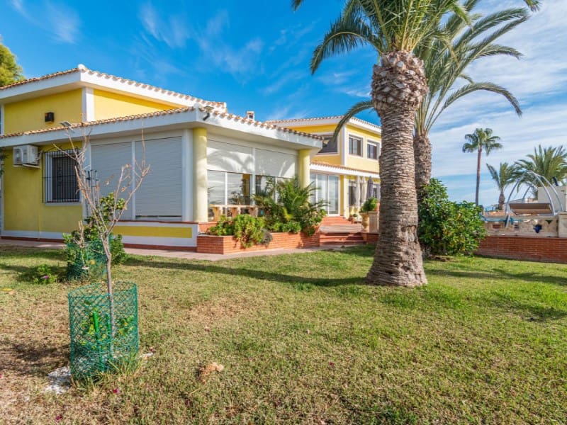 5 quarto Moradia para venda em El Campello com piscina - 1 300 000 € (Ref: 8457617)