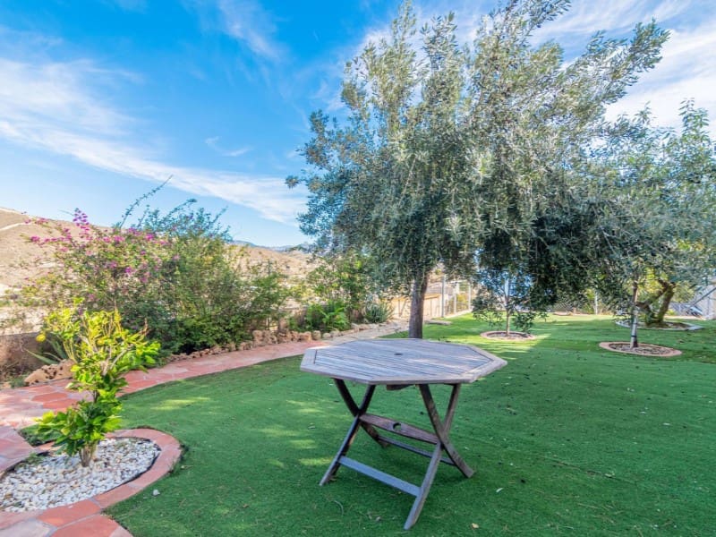 5 quarto Moradia para venda em El Campello com piscina - 1 300 000 € (Ref: 8457617)