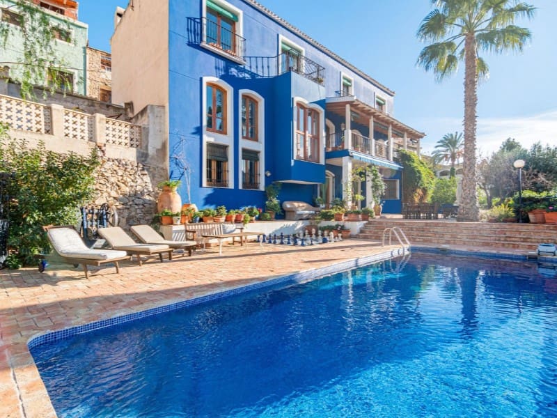 5 sypialnia Finka/Dom wiejski na sprzedaż w Relleu z basenem garażem - 975 000 € (Ref: 8561014)