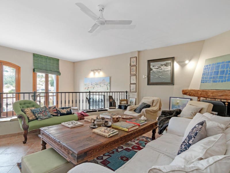 5 sypialnia Finka/Dom wiejski na sprzedaż w Relleu z basenem garażem - 975 000 € (Ref: 8561014)