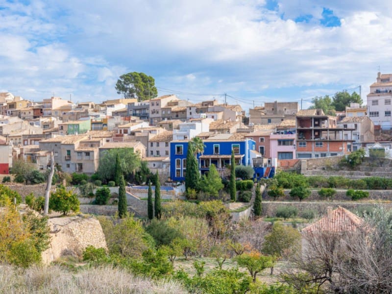 5 sypialnia Finka/Dom wiejski na sprzedaż w Relleu z basenem garażem - 975 000 € (Ref: 8561014)