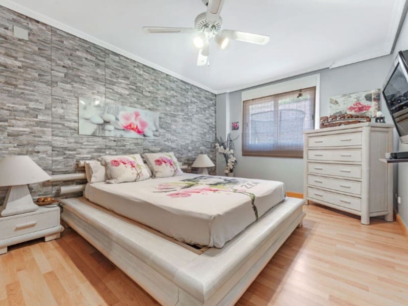 5 chambre Villa/Maison à vendre à Busot avec piscine garage - 576 000 € (Ref: 8564385)