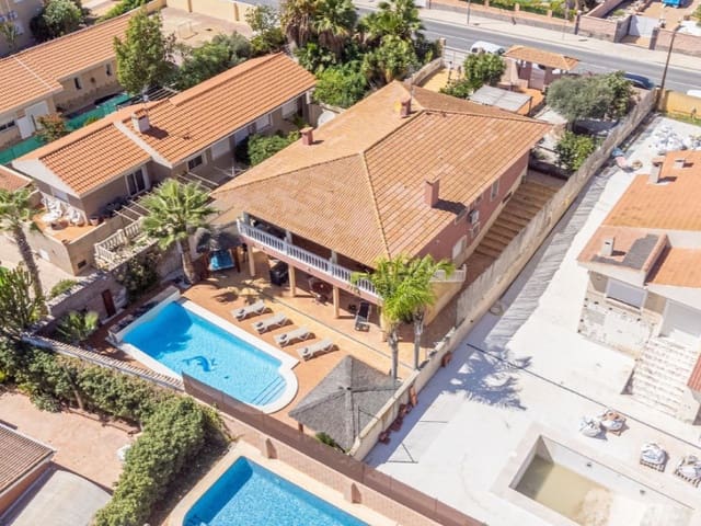 5 Zimmer Villa zu verkaufen in Bonalba, Busot mit Pool Garage - 576.000 € (Ref: 8564385)