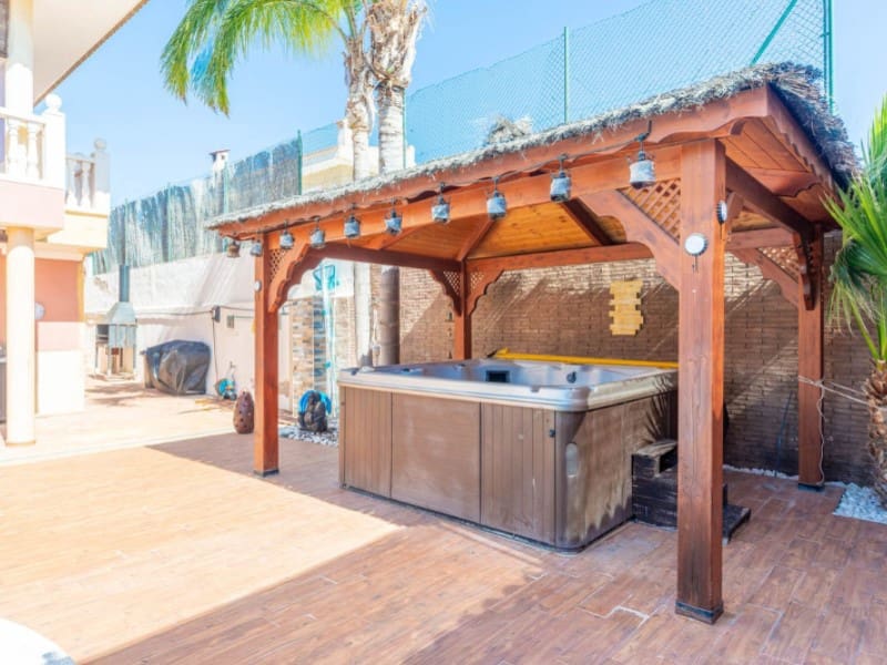 5 chambre Villa/Maison à vendre à Busot avec piscine garage - 576 000 € (Ref: 8564385)