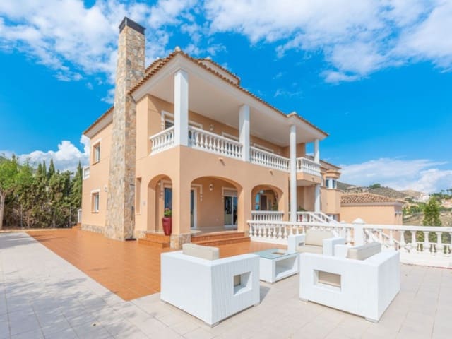 5 soveværelse Villa til salg i Coveta Fuma, El Campello med garage - € 1.900.000 (Ref: 8594758)