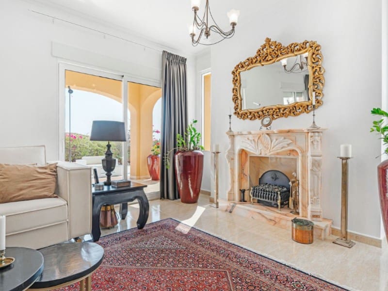 5 soveværelse Villa til salg i El Campello med garage - € 1.900.000 (Ref: 8594758)