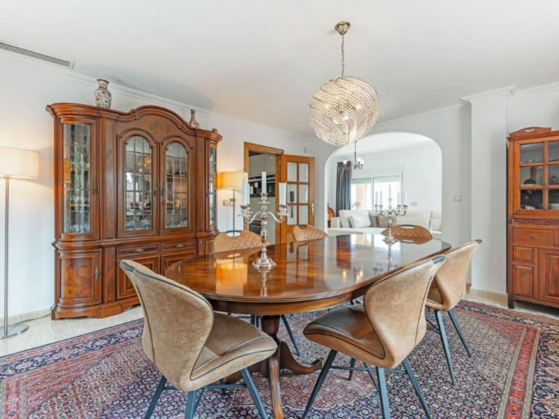 5 soveværelse Villa til salg i El Campello med garage - € 1.900.000 (Ref: 8594758)