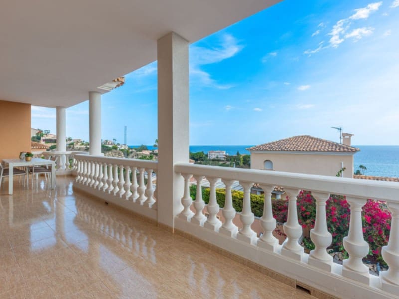 5 soveværelse Villa til salg i El Campello med garage - € 1.900.000 (Ref: 8594758)