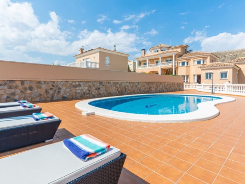 5 soveværelse Villa til salg i El Campello med garage - € 1.900.000 (Ref: 8594758)