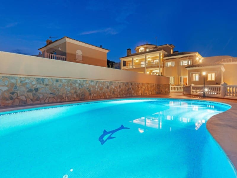 5 soveværelse Villa til salg i El Campello med garage - € 1.900.000 (Ref: 8594758)