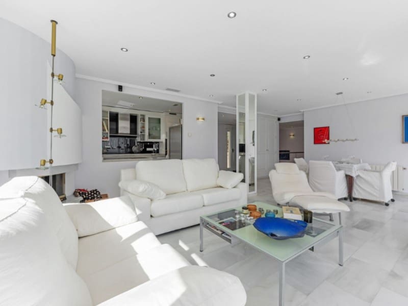 4 soverom Villa til salgs i El Campello med svømmebasseng garasje - € 1 135 000 (Ref: 8599044)
