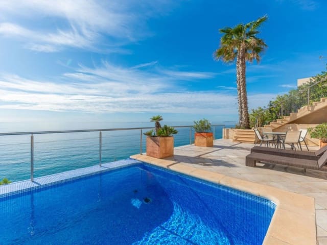 4 soverom Villa til salgs i Venta Lanuza, El Campello med svømmebasseng garasje - € 1 135 000 (Ref: 8599044)