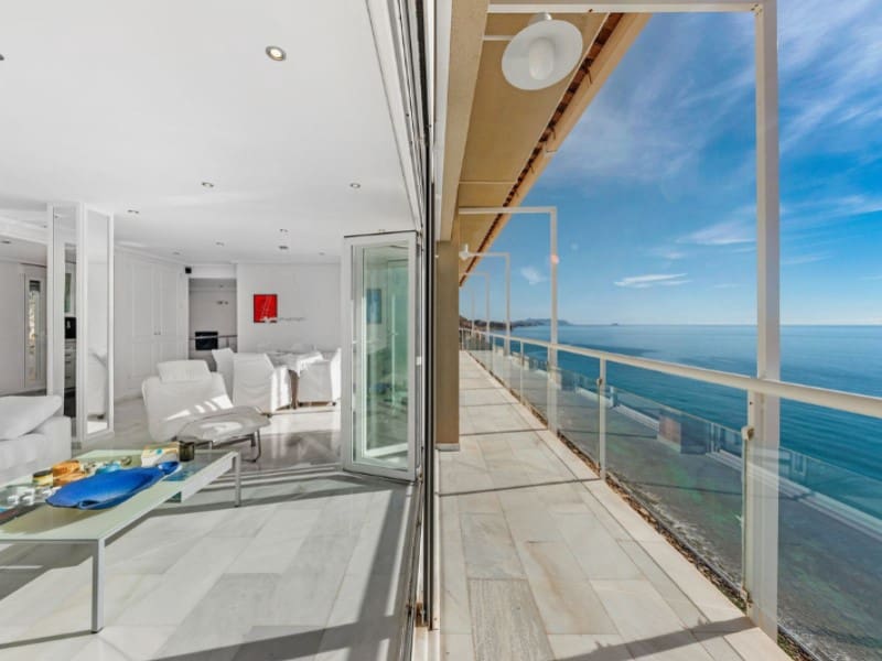 4 soverom Villa til salgs i El Campello med svømmebasseng garasje - € 1 135 000 (Ref: 8599044)