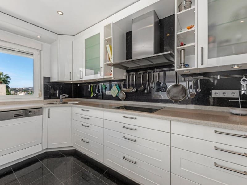 4 soverom Villa til salgs i El Campello med svømmebasseng garasje - € 1 135 000 (Ref: 8599044)