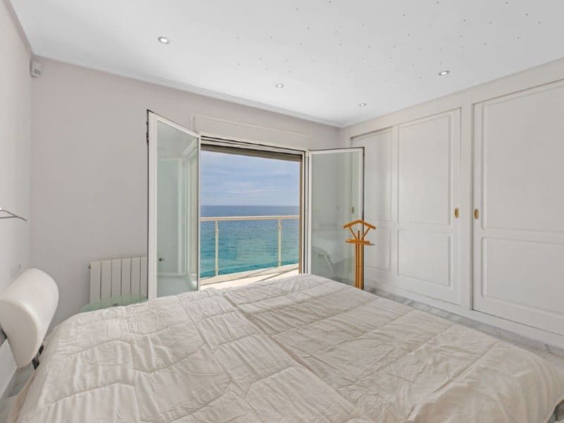 4 soverom Villa til salgs i El Campello med svømmebasseng garasje - € 1 135 000 (Ref: 8599044)