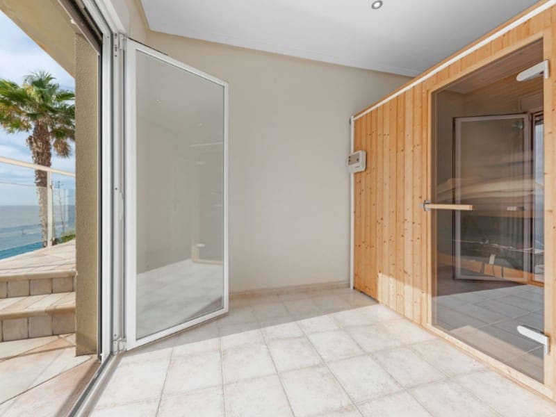 4 soverom Villa til salgs i El Campello med svømmebasseng garasje - € 1 135 000 (Ref: 8599044)