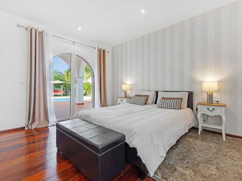 6 sypialnia Willa na sprzedaż w Busot z basenem - 775 000 € (Ref: 8677459)