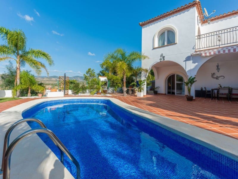 6 sypialnia Willa na sprzedaż w Busot z basenem - 775 000 € (Ref: 8677459)