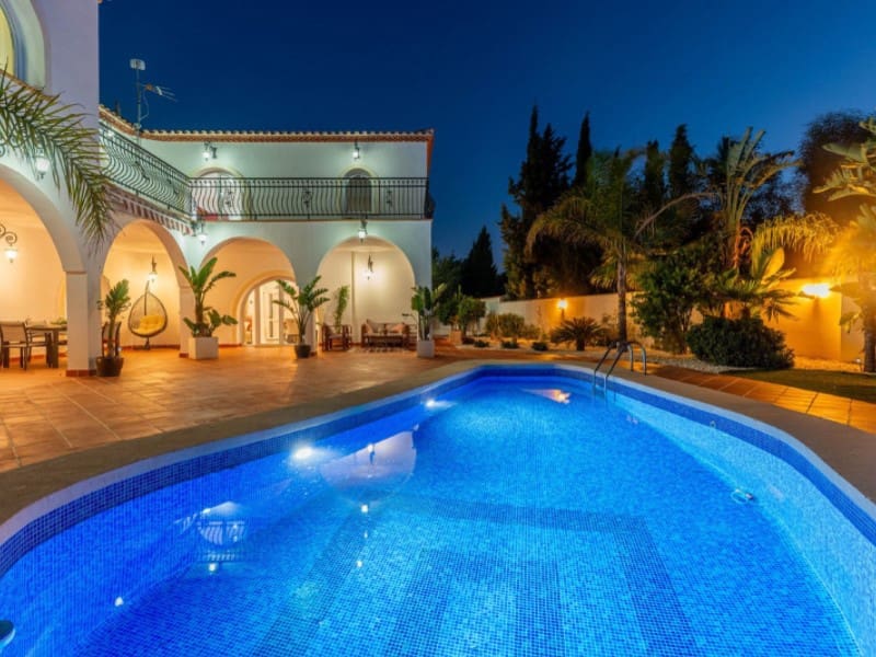 6 sypialnia Willa na sprzedaż w Busot z basenem - 775 000 € (Ref: 8677459)